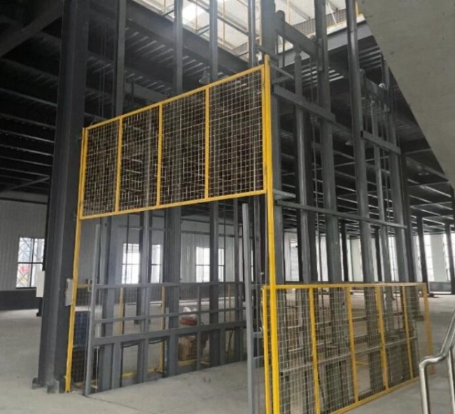 彭阳请详细介绍一下货梯安装在室外的维护方法